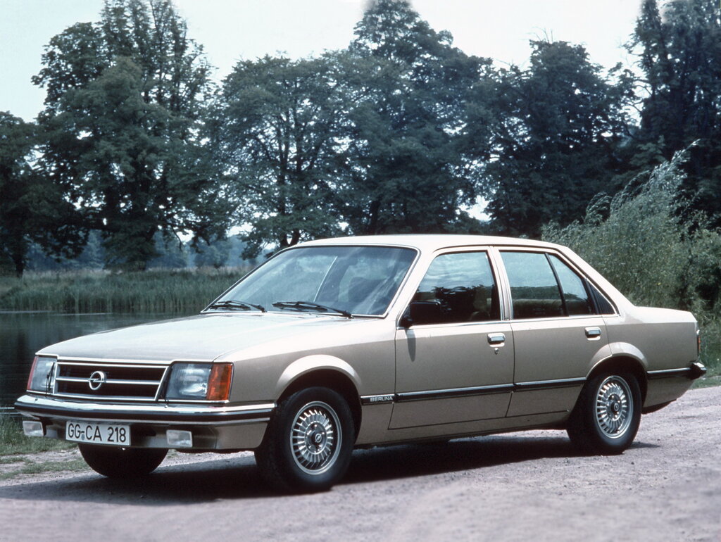 Opel Commodore 3 поколение, седан (08.1978 - 12.1982)